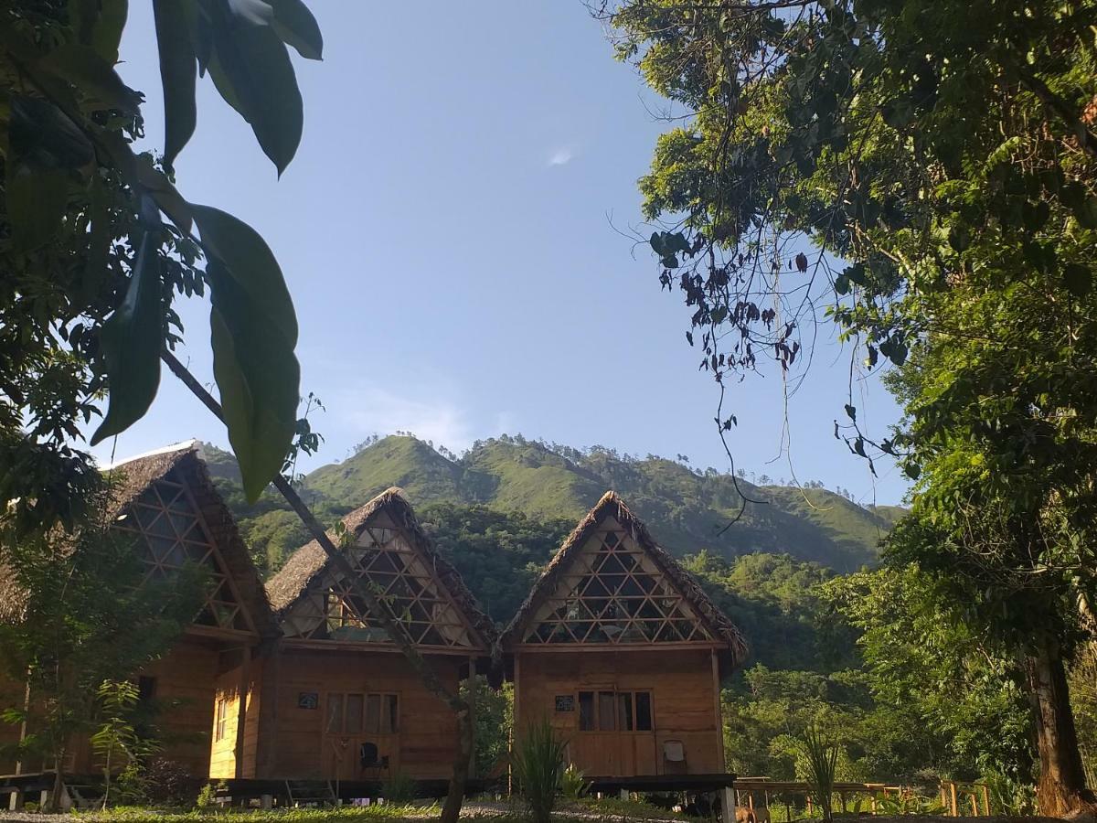 Pachamaya River Hostel Lanquín Exteriör bild